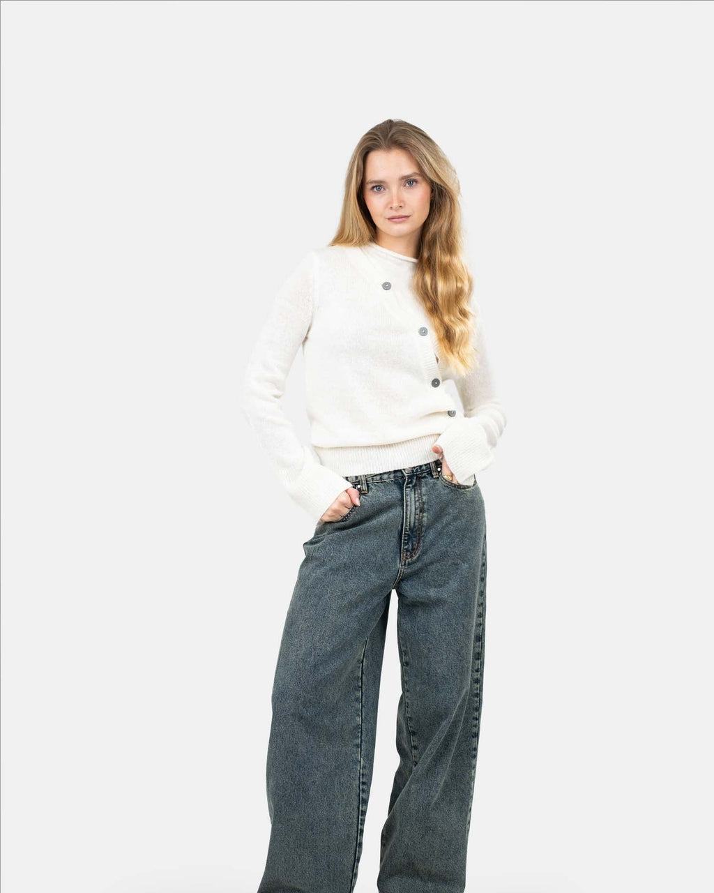 Asymmetrisk Cardigan Cremehvid