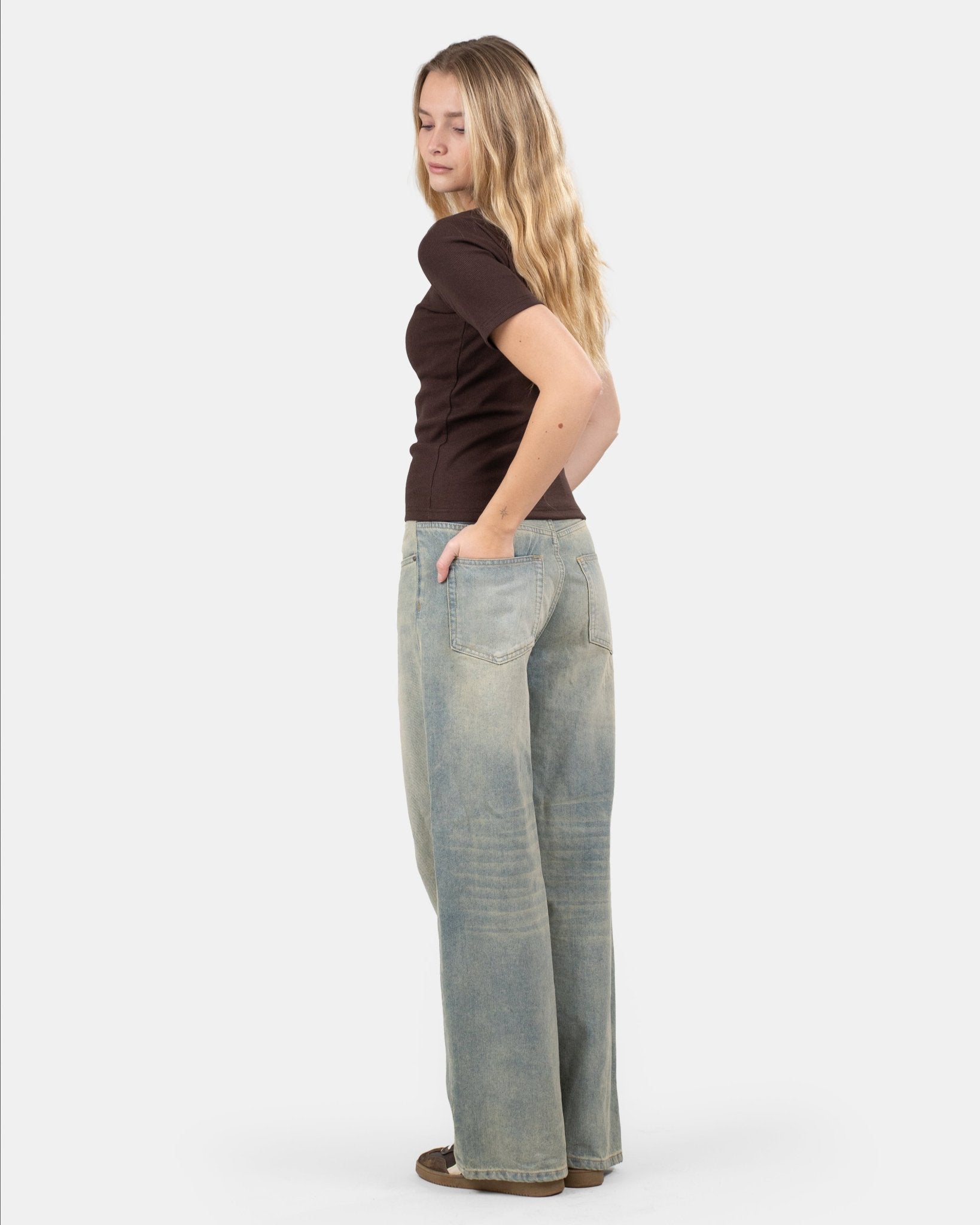 T-shirt With Fitted Sleeves Brown