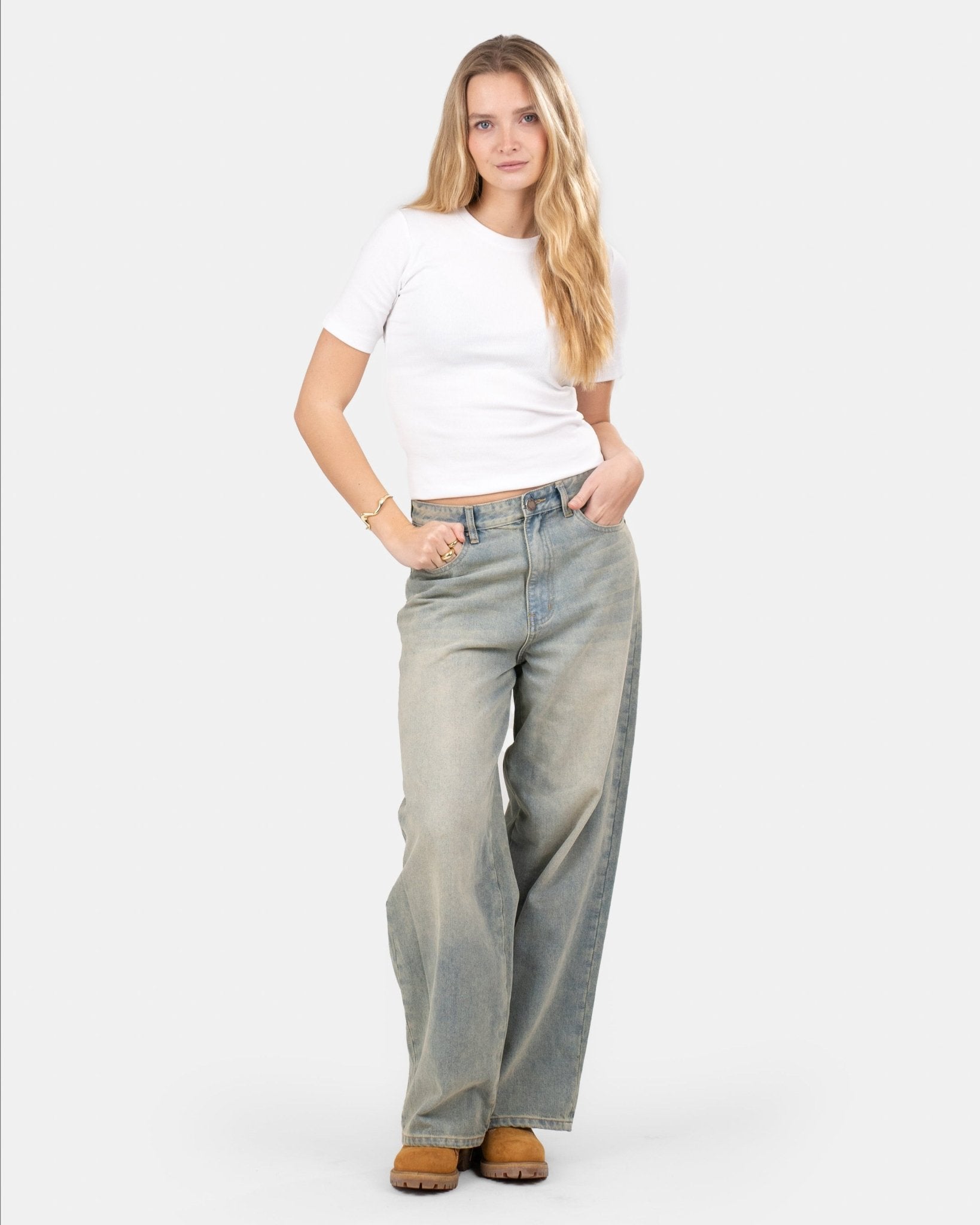 T-shirt With Fitted Sleeves White