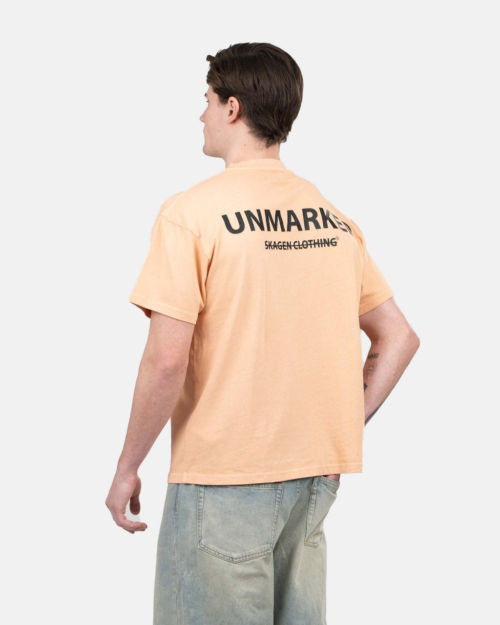 UNMARKED T-shirt Peach